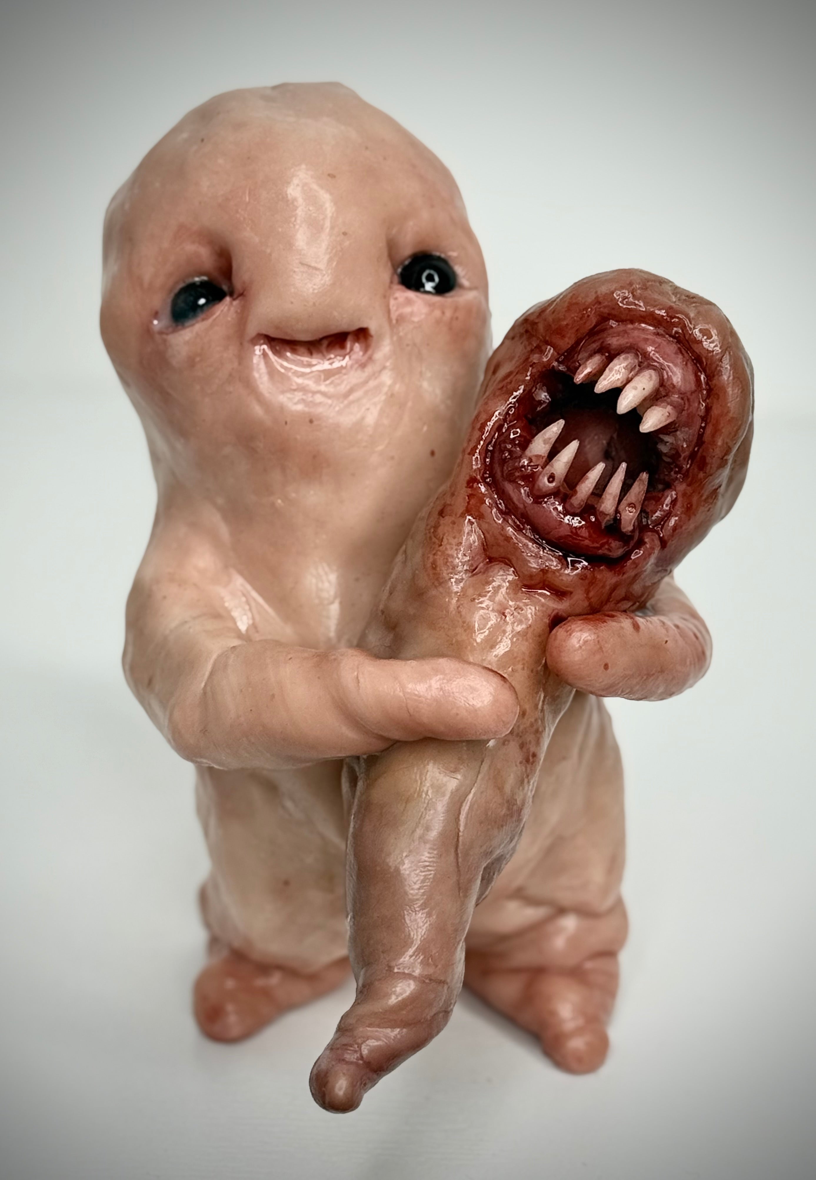 Demon Pet Disturbie – Handmade Polymer Clay Creature Sculpture – Creepy Horror Art Collectible