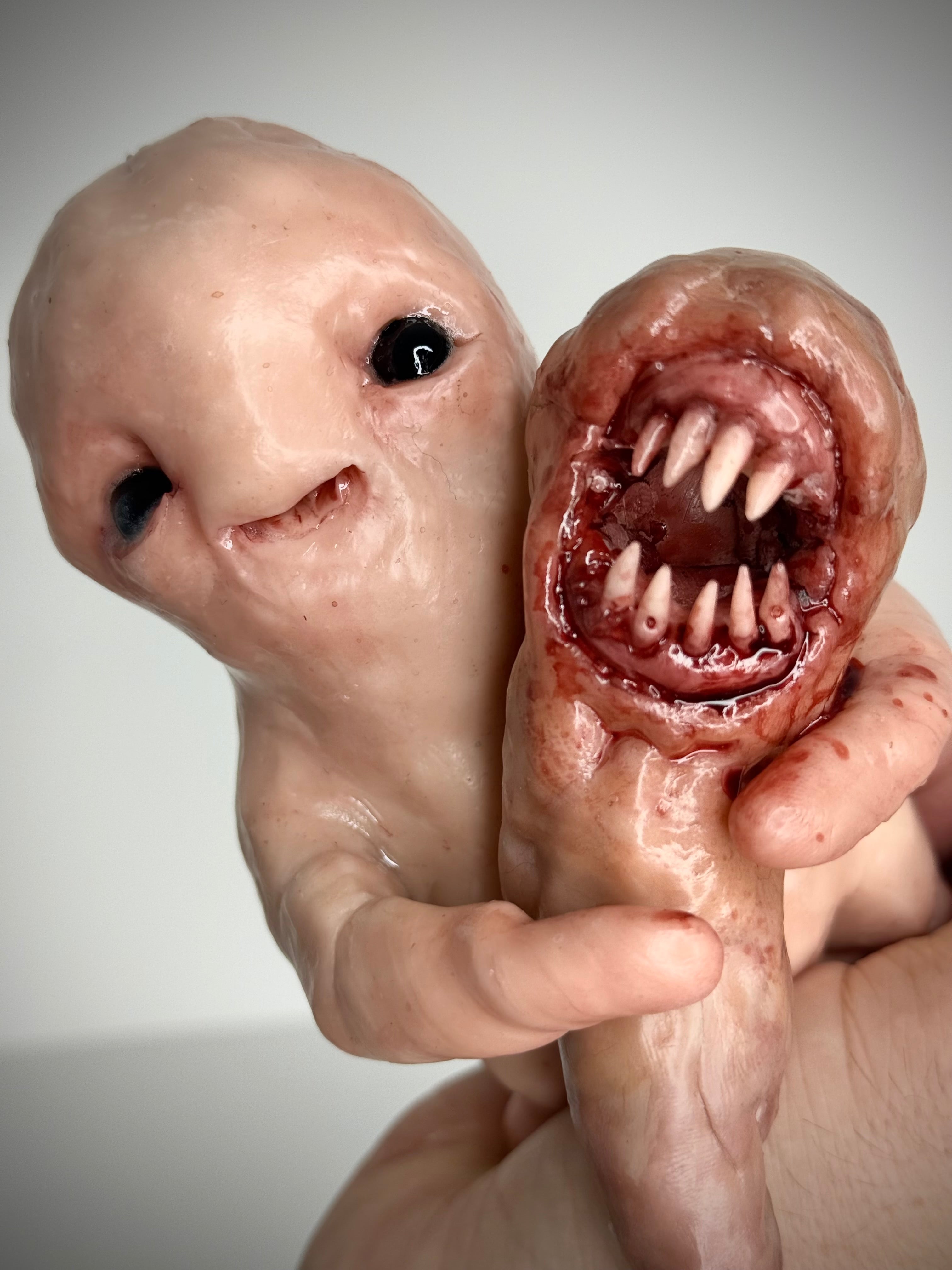 Demon Pet Disturbie – Handmade Polymer Clay Creature Sculpture – Creepy Horror Art Collectible