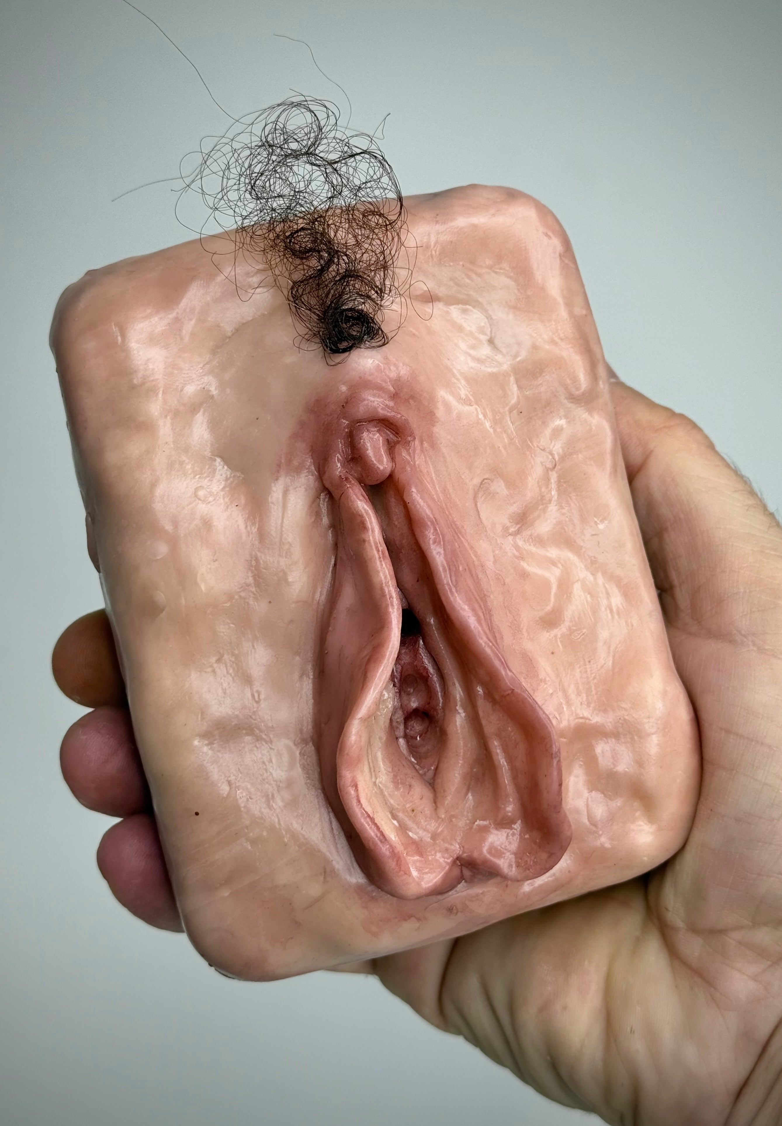 Vagina Tobacco Tin – Anatomical Stash Box – Weird Handmade Polymer Clay Oddity