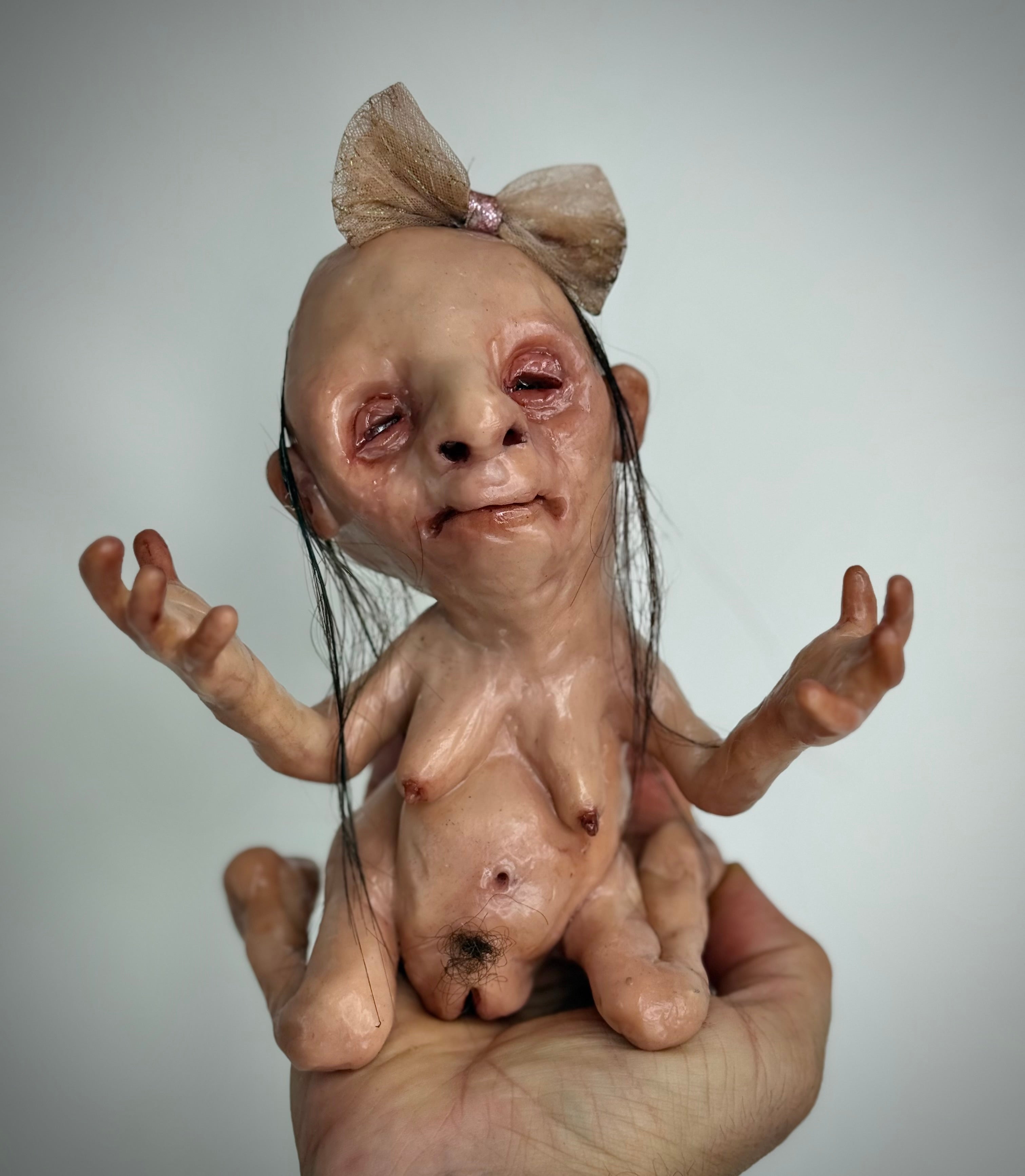 Creature Sculpture – Jewellery Holder – Weird Handmade Polymer Clay Oddity