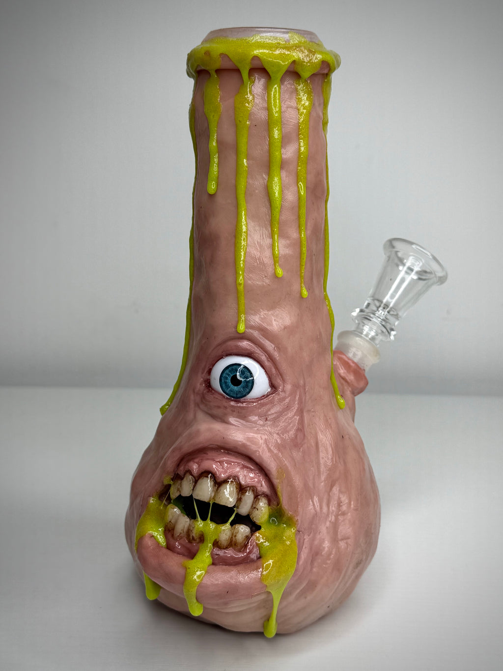 Glowing That’s Vile Bong – Glow in the Dark Horror Bong Sculpture – Weird Handmade Polymer Clay Oddity