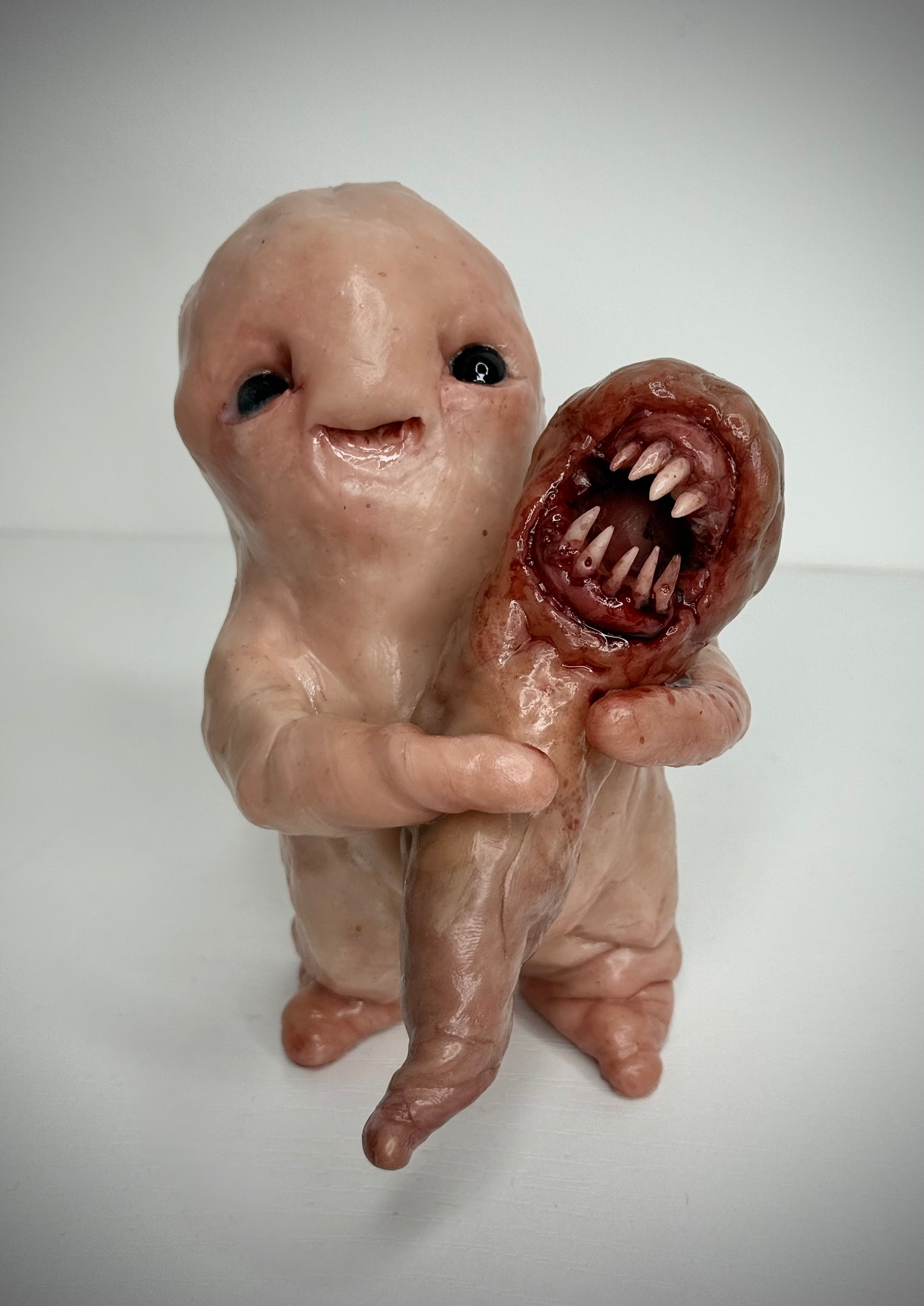 Demon Pet Disturbie – Handmade Polymer Clay Creature Sculpture – Creepy Horror Art Collectible