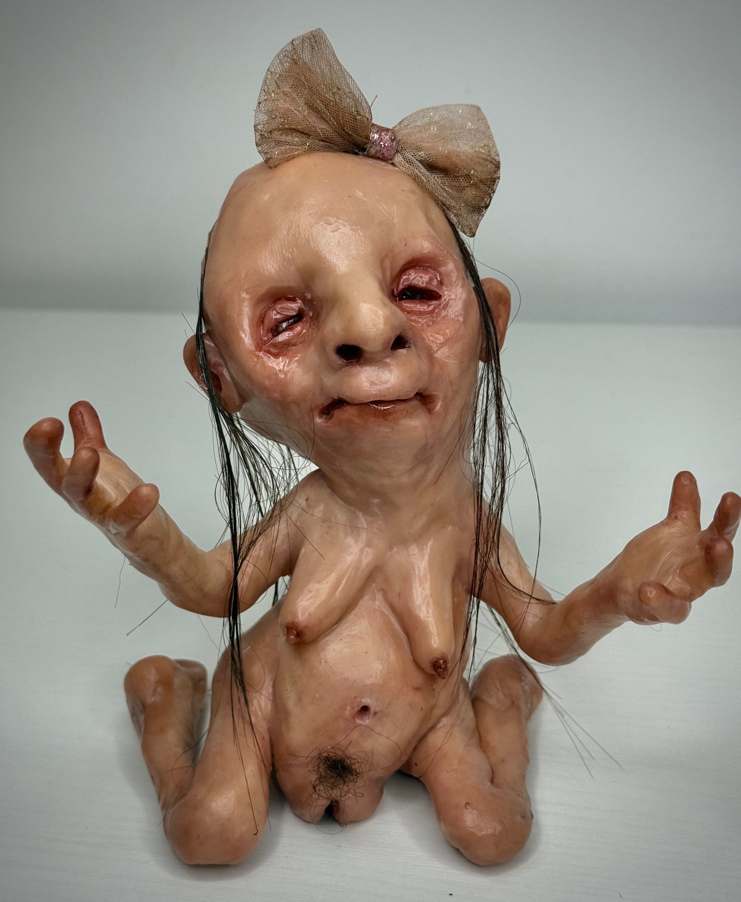 Creature Sculpture – Jewellery Holder – Weird Handmade Polymer Clay Oddity