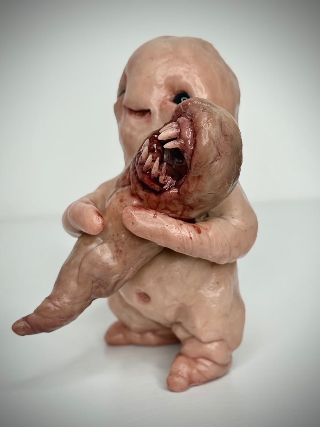 Demon Pet Disturbie – Handmade Polymer Clay Creature Sculpture – Creepy Horror Art Collectible