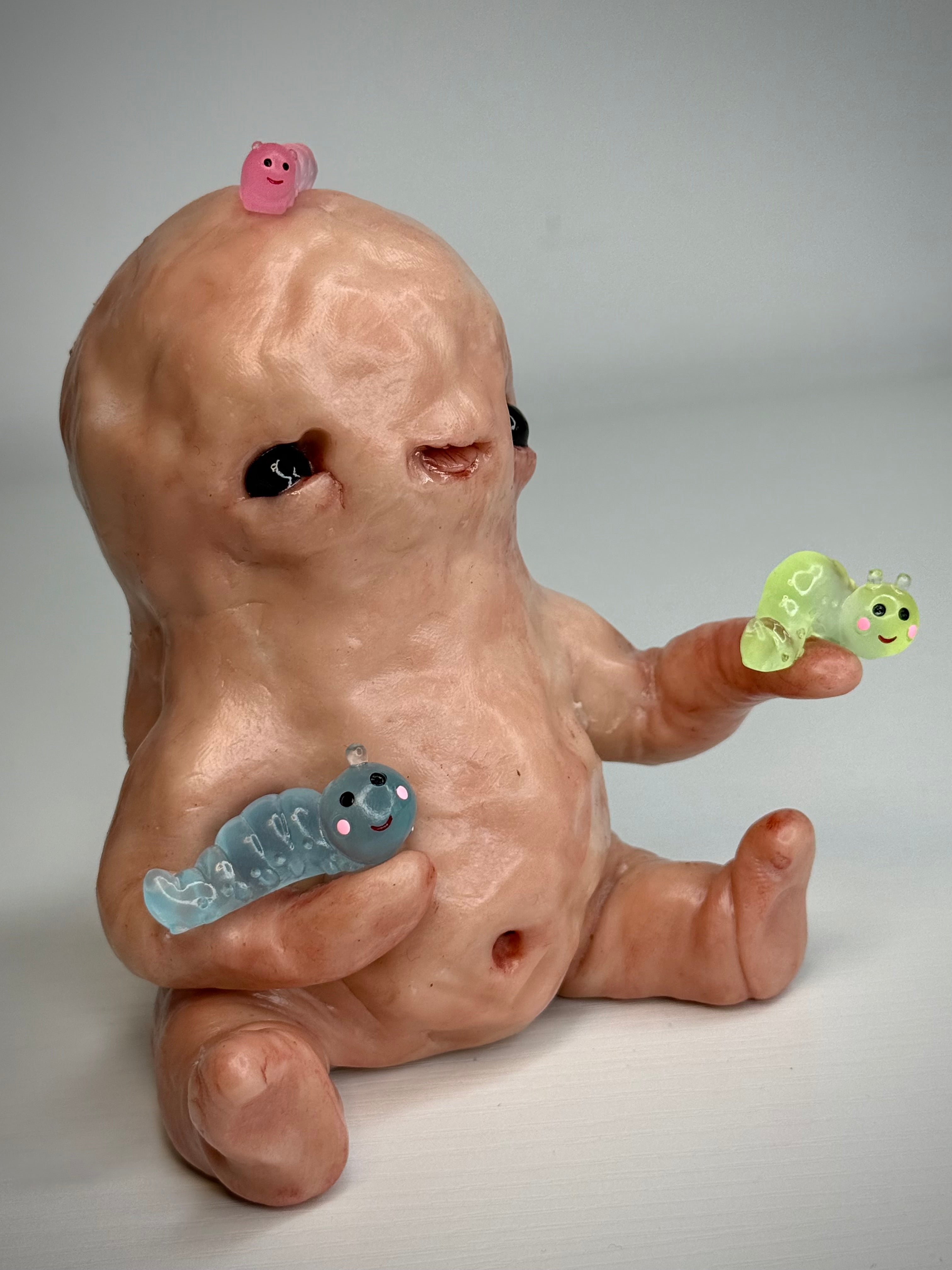Worm Friends Disturbie – Grotesque Creature Sculpture – Weird Handmade Polymer Clay Oddity￼