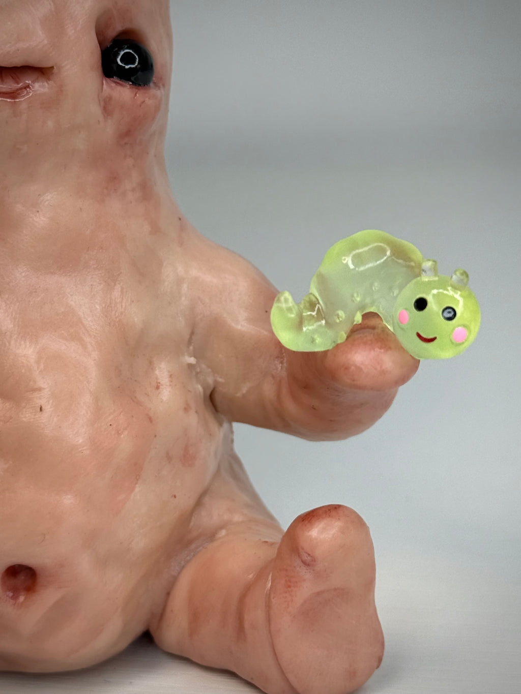 Worm Friends Disturbie – Grotesque Creature Sculpture – Weird Handmade Polymer Clay Oddity￼