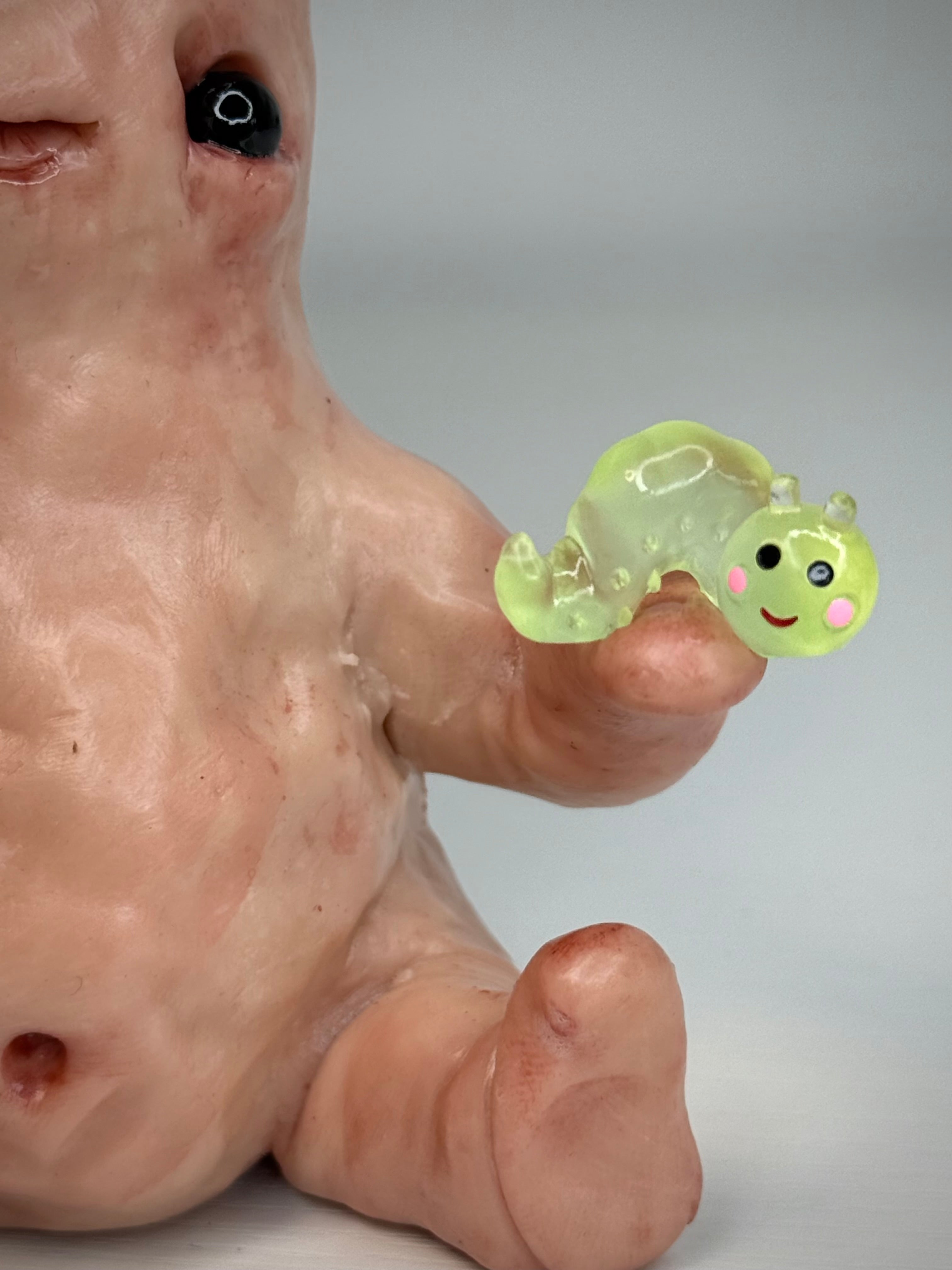 Worm Friends Disturbie – Grotesque Creature Sculpture – Weird Handmade Polymer Clay Oddity￼