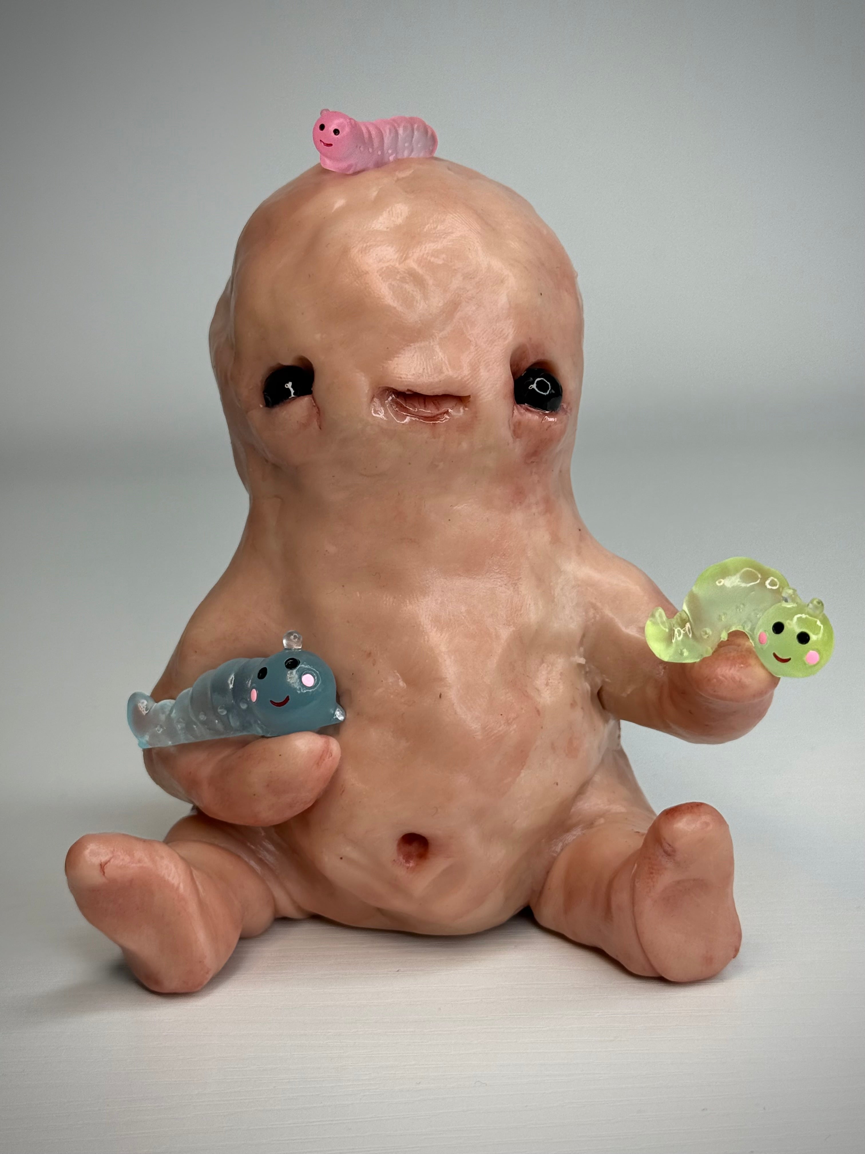 Worm Friends Disturbie – Grotesque Creature Sculpture – Weird Handmade Polymer Clay Oddity￼