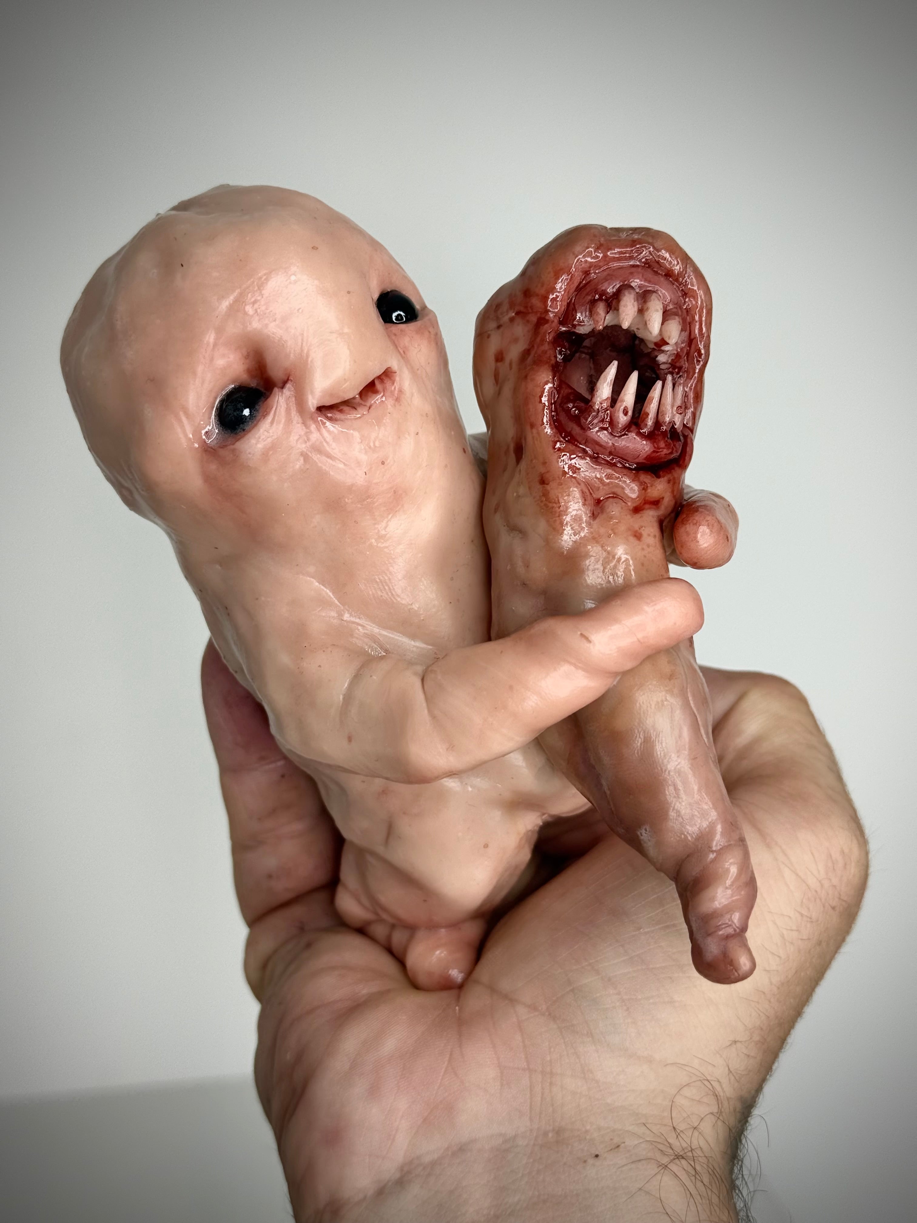Demon Pet Disturbie – Handmade Polymer Clay Creature Sculpture – Creepy Horror Art Collectible