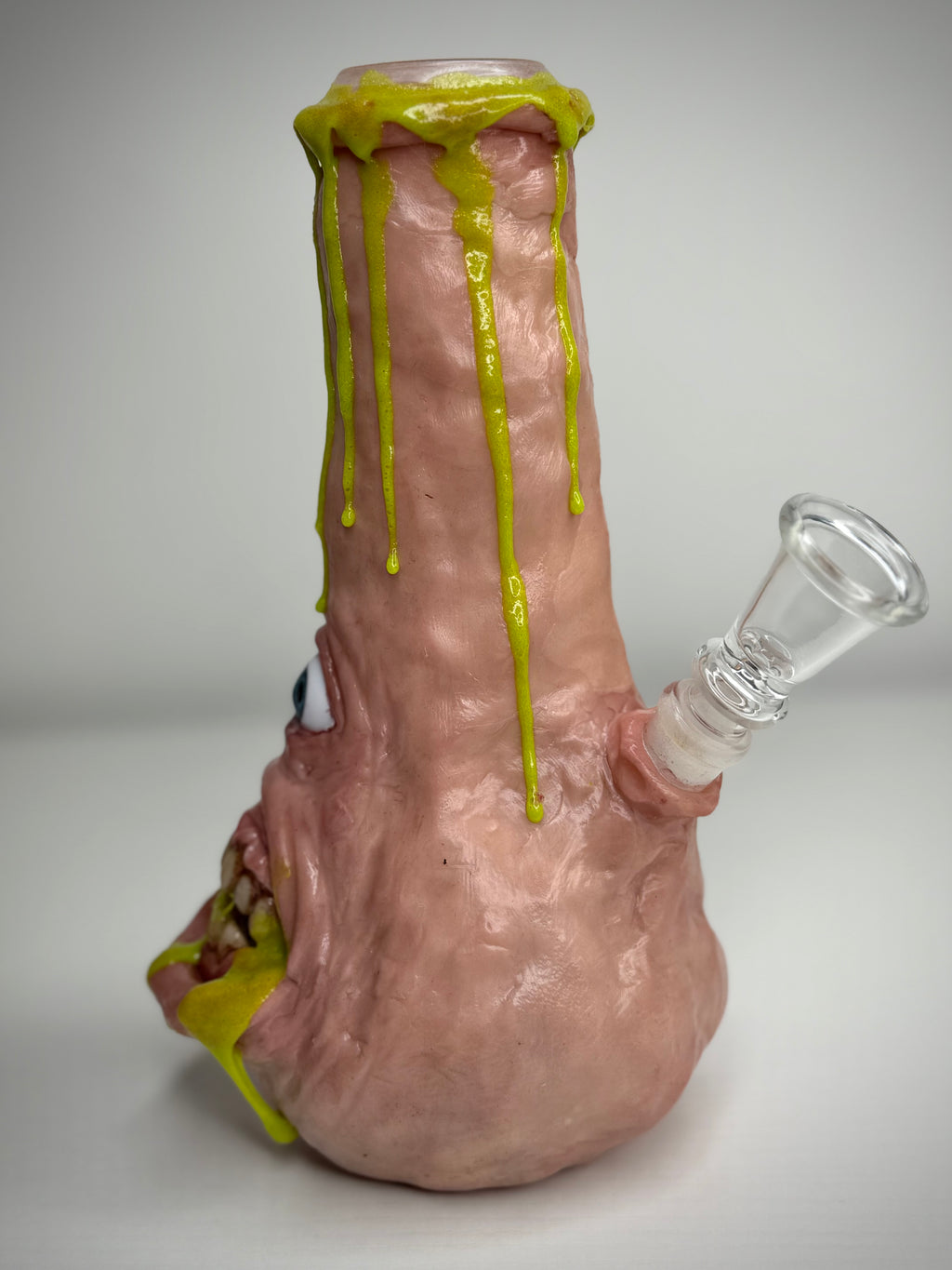 Glowing That’s Vile Bong – Glow in the Dark Horror Bong Sculpture – Weird Handmade Polymer Clay Oddity